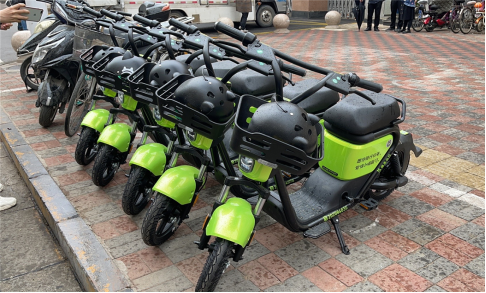 使用共享電單車(chē)的你，今天戴頭盔了嗎？